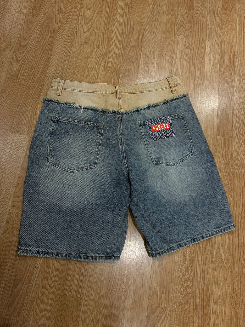 Bermuda two-tone